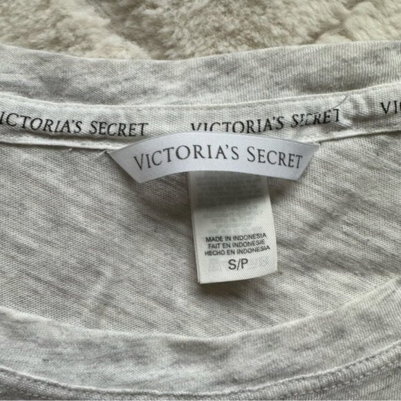 Victoria's Secret | Cream & Glitter VS Paris Angel Short Sleeve Tee | Size Small - Picture 8 of 11